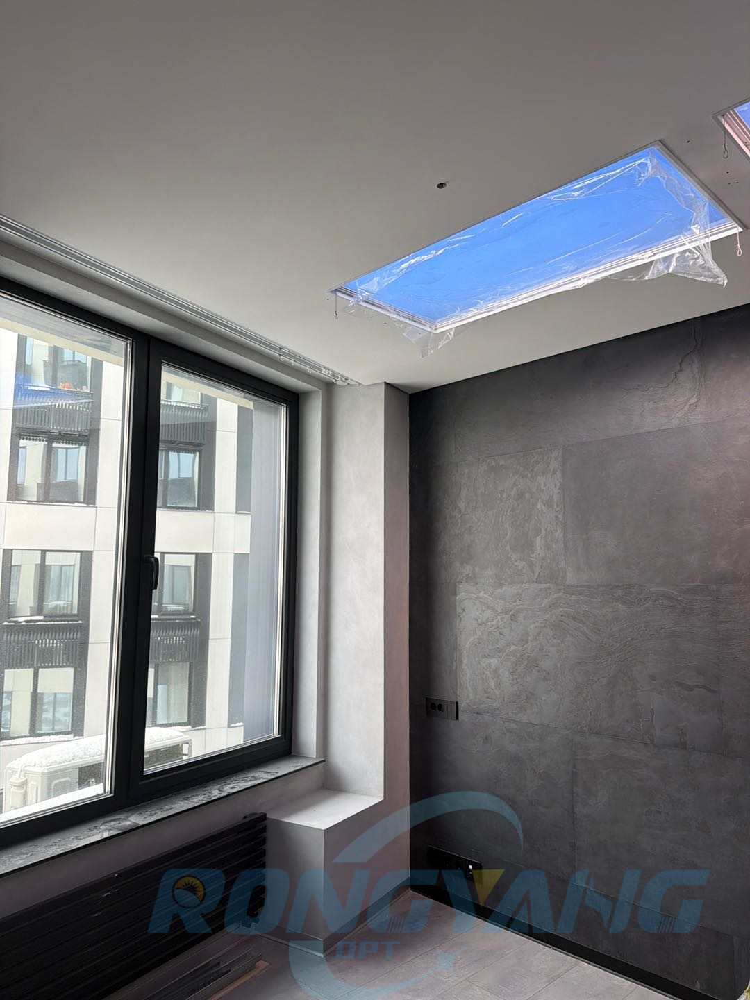 Ultimi blog aziendali su Perché i lucernari artificiali stanno sostituendo le luci convenzionali a soffitto