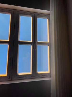 Finta luce per finestra con simulazione della luce diurna, luminosità regolabile e CRI >95 per spazi interni
